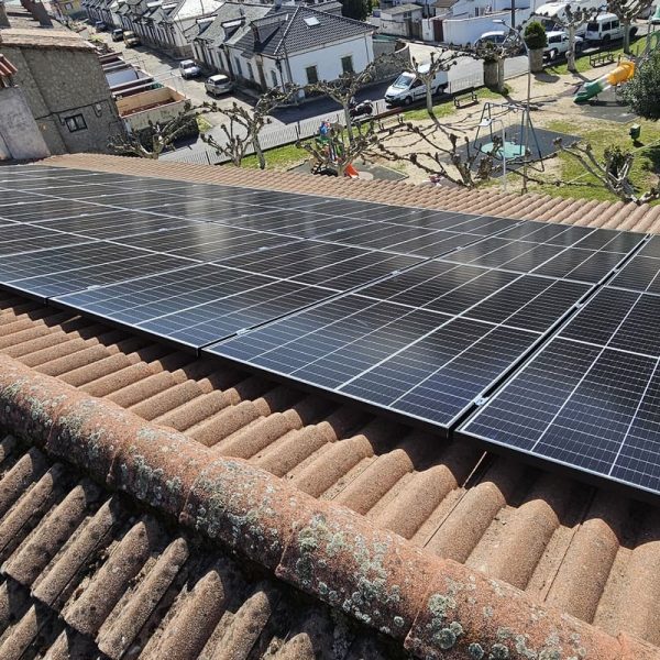 Implementación de instalación Fotovoltaica - Foto 1